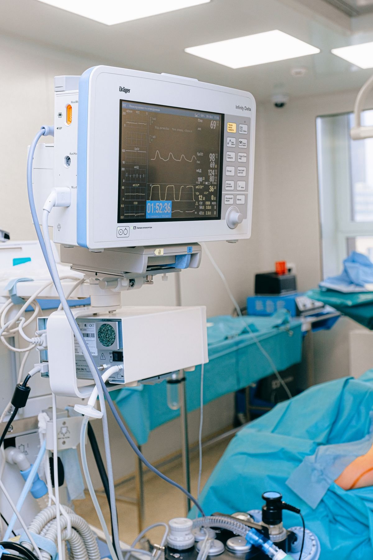Hospital bedside monitoring equipment